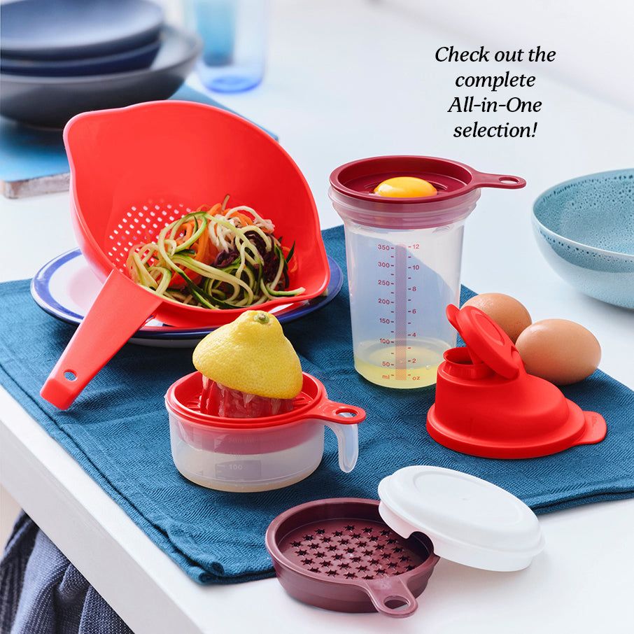 Mixing Bowls and Measuring Tupperware All-in-one Shaker Red | AOFYW-1430